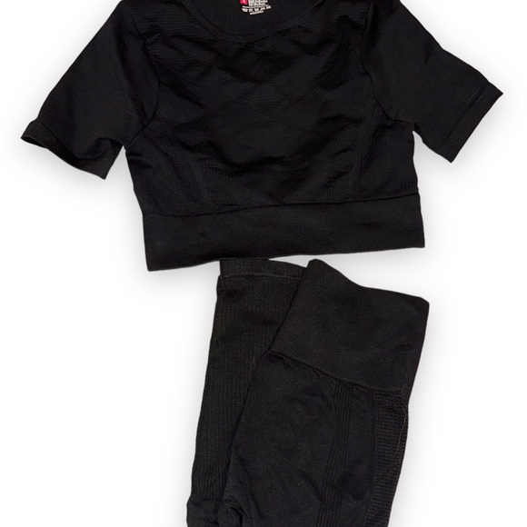 Black workout set - Picture 4 of 4